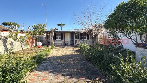 Terratetto unifamiliare via Bela Bareny, 10, Litoranea Terracina - San Felice, Terracina