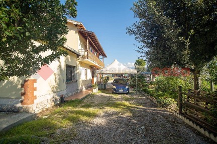 Terratetto unifamiliare via Ponte Maggiore, 1, Borgo Hermada, Terracina