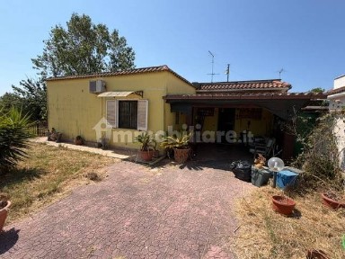 Terratetto unifamiliare 90 m², buono stato, Campo di Carne - Pantanelle, Aprilia