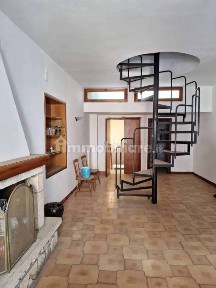 Terratetto unifamiliare via della Libertà, Centro, Sezze
