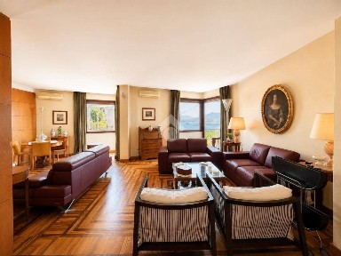 Appartamento via Francesco Petrarca 47, Posillipo, Napoli