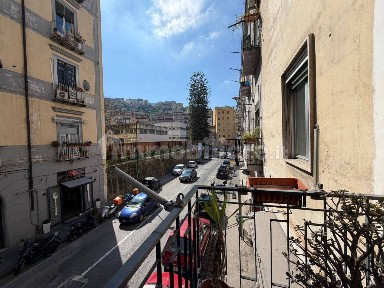 Bilocale via Consalvo 75, Fuorigrotta, Napoli