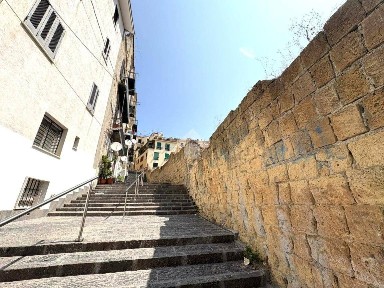 Monolocale via salita Tasso 1, Piazza Amedeo - Parco Margherita, Napoli