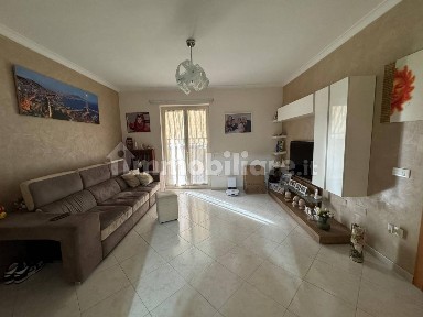 Trilocale via Santa Rita Da Cascia, 40, Monaci, Giugliano in Campania