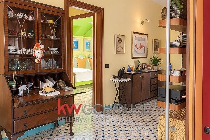 Trilocale salita Quisisana 35, Centro, Castellammare di Stabia