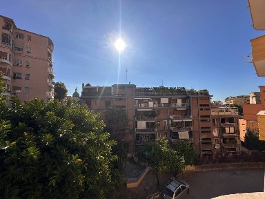 Appartamento via Michelangelo Schipa 61, Piazza Amedeo - Parco Margherita, Napoli