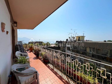 Appartamento via Francesco Petrarca, Posillipo, Napoli