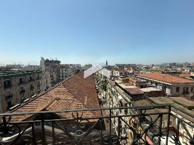 Appartamento piazza Giuseppe Garibaldi 3, Mercato, Napoli