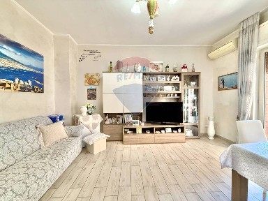 Trilocale viale Europa 9, Calvizzano
