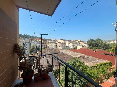 Trilocale via Vecchia Canzanella 47, Fuorigrotta, Napoli