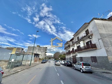 Trilocale via Giovanni Antonio Campano, Piscinola, Napoli