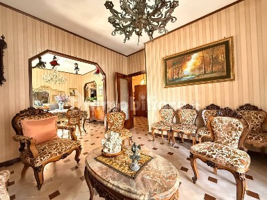 Quadrilocale via Gabriele Jannelli 454, Rione Alto, Napoli