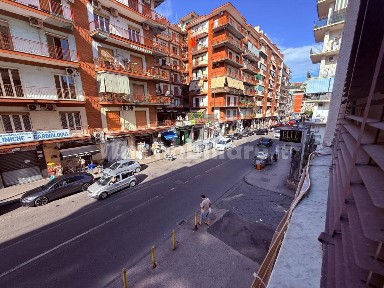 Quadrilocale via Giacomo Leopardi 79, Fuorigrotta, Napoli