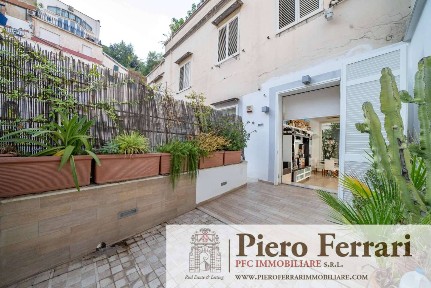 Appartamento piazza piazza sannnazaro 71, Mergellina - Piedigrotta, Napoli