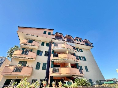 Quadrilocale corso Italia 198, Centro, Acerra