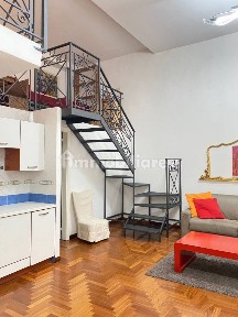 Appartamento piazza dei Martiri, Chiaia, Napoli