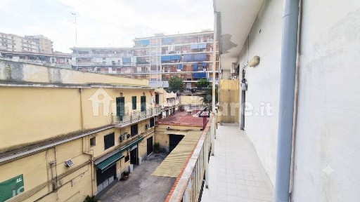 Napoli, Ponti Rossi, Via Ponti Rossi