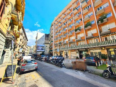 Trilocale viale Colli Aminei, Colli Aminei - Capodimonte, Napoli