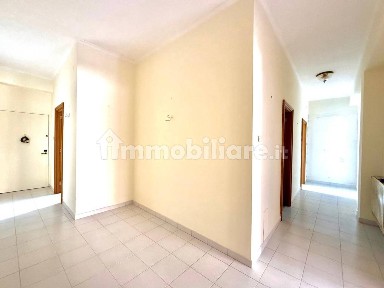 Trilocale viale Secondo Melina 10, Portici