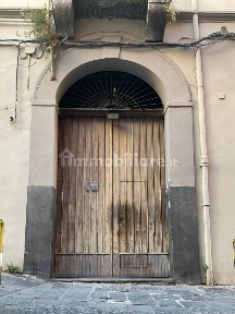 Appartamento via Giuseppe Piazzi 45, San Carlo All'Arena, Napoli