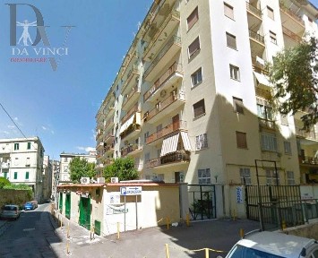 Appartamento via Torrione San Martino, Vomero, Napoli