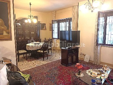 Appartamento via Alessandro Longo 50, Vomero, Napoli