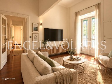 Appartamento da ristrutturare, secondo piano, Chiaia, Napoli
