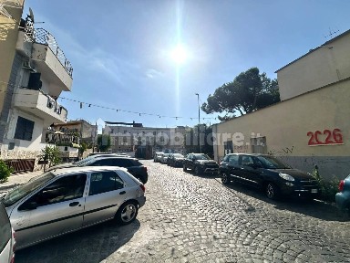 Bilocale piazza Trieste e Trento 10, Centro, Marano di Napoli