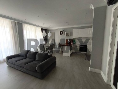 Trilocale viale Colli Aminei 10, Colli Aminei - Capodimonte, Napoli