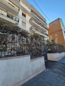 Bilocale via Maresca, 24, Torre Annunziata
