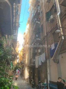 Bilocale Vico Concordia, Quartieri Spagnoli, Napoli