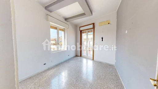 Trilocale viale Europa 19, Brusciano