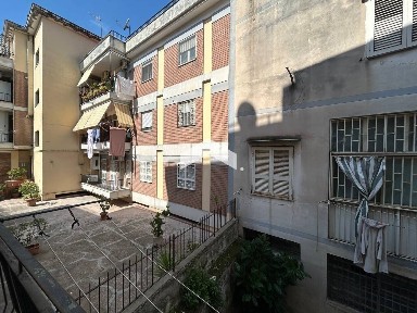 Trilocale corso Domenico Riccardi, Centro, Cercola