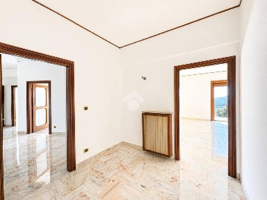 Quadrilocale via Alessandro Manzoni 209, Posillipo, Napoli