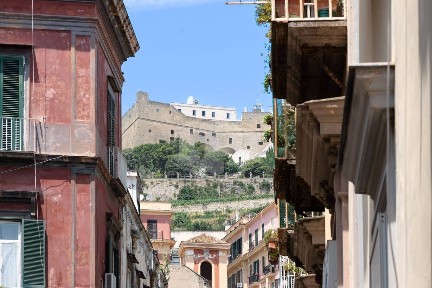 Appartamento via Santa Caterina Da Siena 73, Quartieri Spagnoli, Napoli