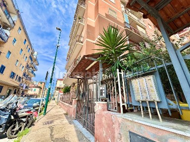 Bilocale via di Niso 2, Bagnoli, Napoli