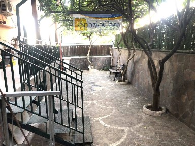 Trilocale via Giardini 20, Giardini - Oasi Sacro Cuore, Giugliano in Campania