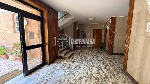 Trilocale viale Maria Bakunin, Fuorigrotta, Napoli