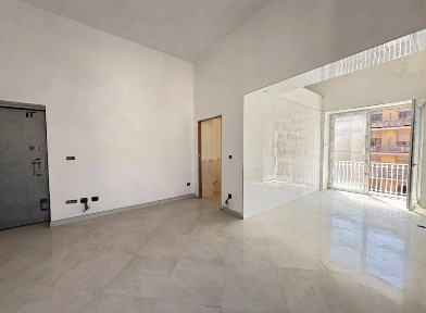 Quadrilocale via Regina Margherita 90, Centro, Castellammare di Stabia