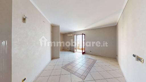 Quadrilocale via Antonio De Curtis 35, Centro, Volla