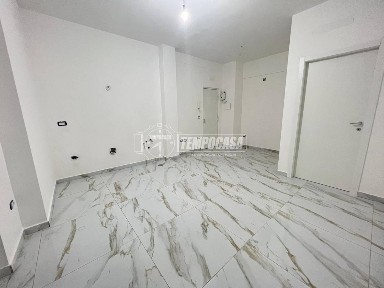 Monolocale viale CAMPI FLEGREI, Bagnoli, Napoli