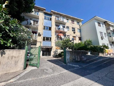 Appartamento via Piave 272, Soccavo, Napoli