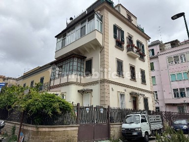 Trilocale via Elio Vittorini 2, Arenella, Napoli