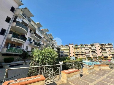 Bilocale via Yasser Arafat 14, Acerra