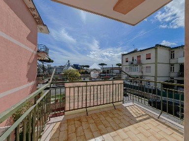 Trilocale traversa Miliscola 1, Arco Felice, Pozzuoli