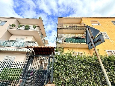 Trilocale via solfatara 101, Pozzuoli Alta, Pozzuoli