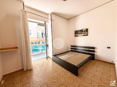 Trilocale via Vicaria Vecchia 12, Tribunali, Napoli