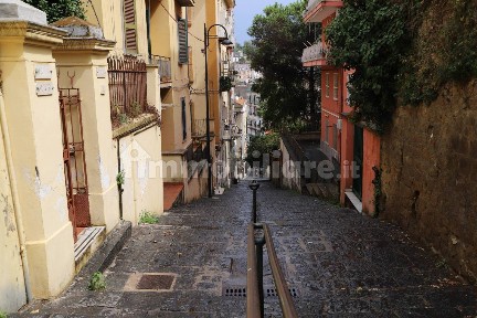 Appartamento via Alessandro Telesino 14, Stella - Materdei, Napoli
