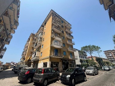 Trilocale traversa Alberto Marghieri 12, Barra, Napoli