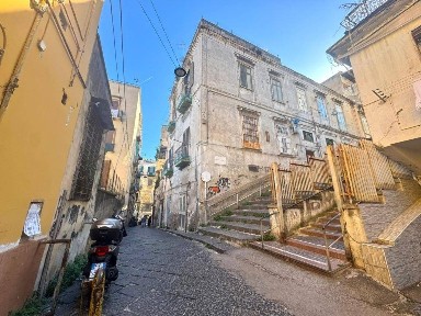 Monolocale Vico Corigliano 2, Stella - Materdei, Napoli